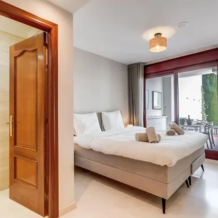 Casa Casares Costa, Spacious Private Garden Апартаменты Баия-де-Касарес