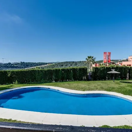 Casa Casares Costa, Spacious Private Garden Апартаменты